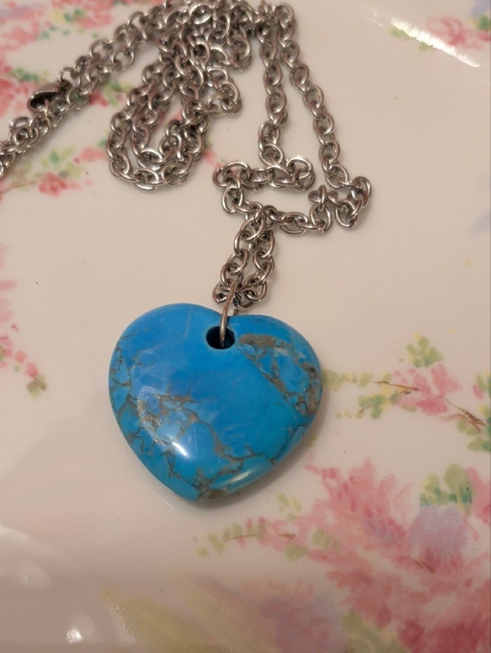 Turquoise Howlite Heart Pendant Necklace 23" Long
